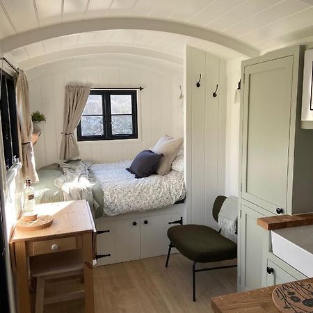 Peaceful Shepherd'S Hut In Beautiful Countryside. Linlithgow Eksteriør bilde