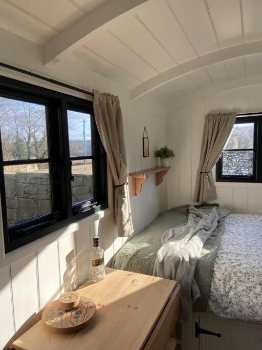 Peaceful Shepherd'S Hut In Beautiful Countryside. Linlithgow Eksteriør bilde