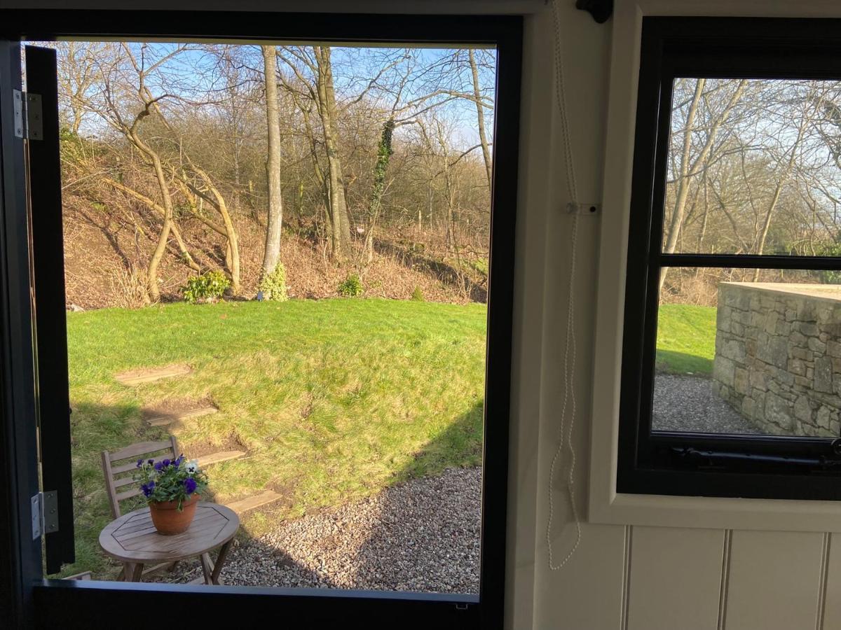 Peaceful Shepherd'S Hut In Beautiful Countryside. Linlithgow Eksteriør bilde